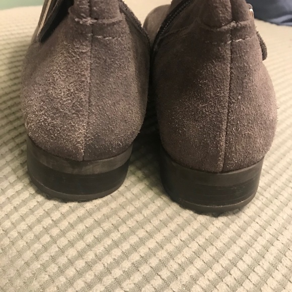 Vionic 7.5 gray suede boots - Picture 2 of 6